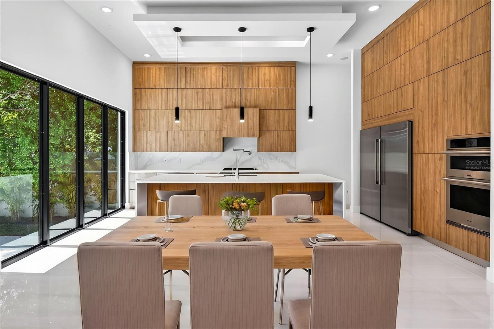 4426 W EUCLID AVE — photo 13