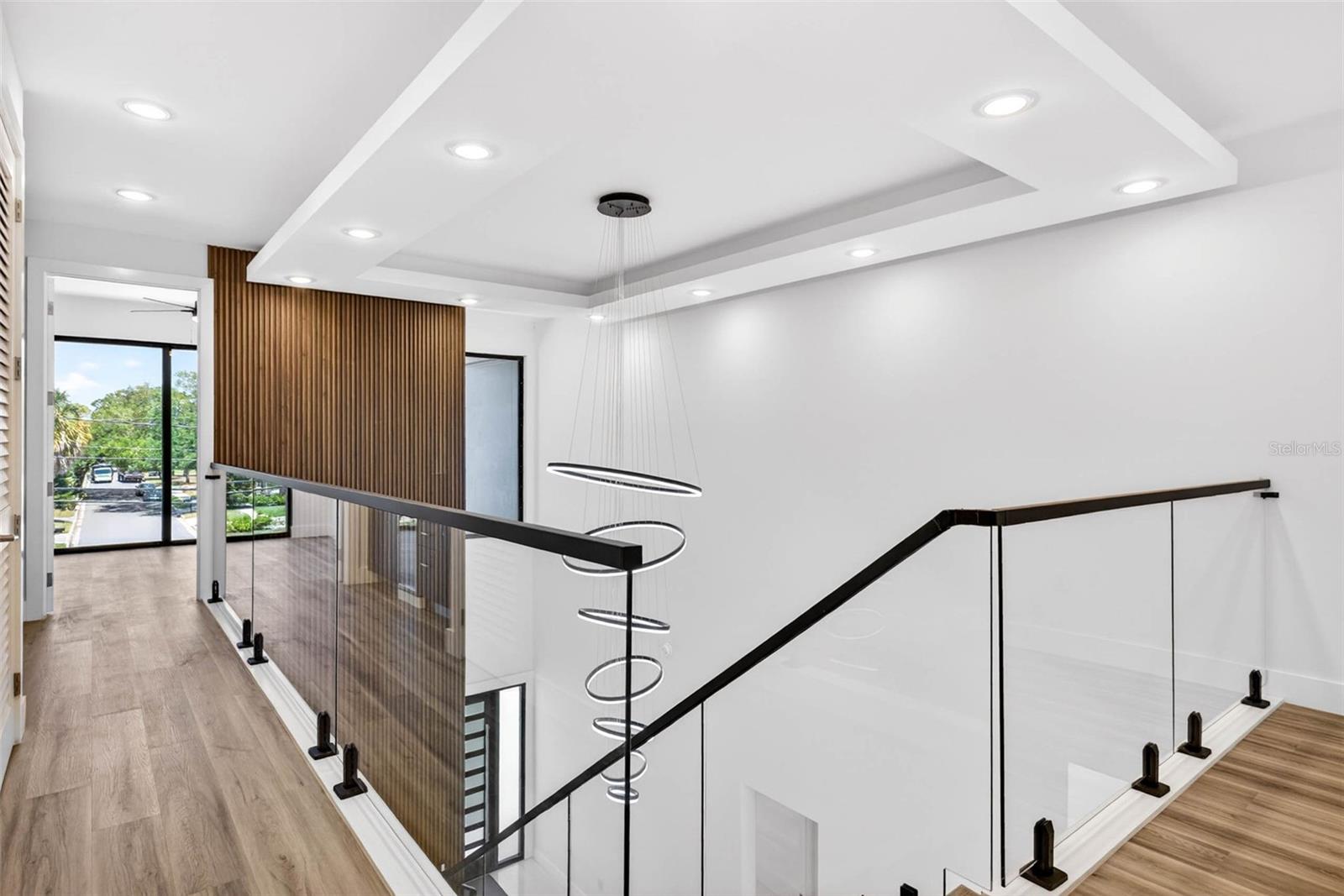 4426 W EUCLID AVE — photo 27