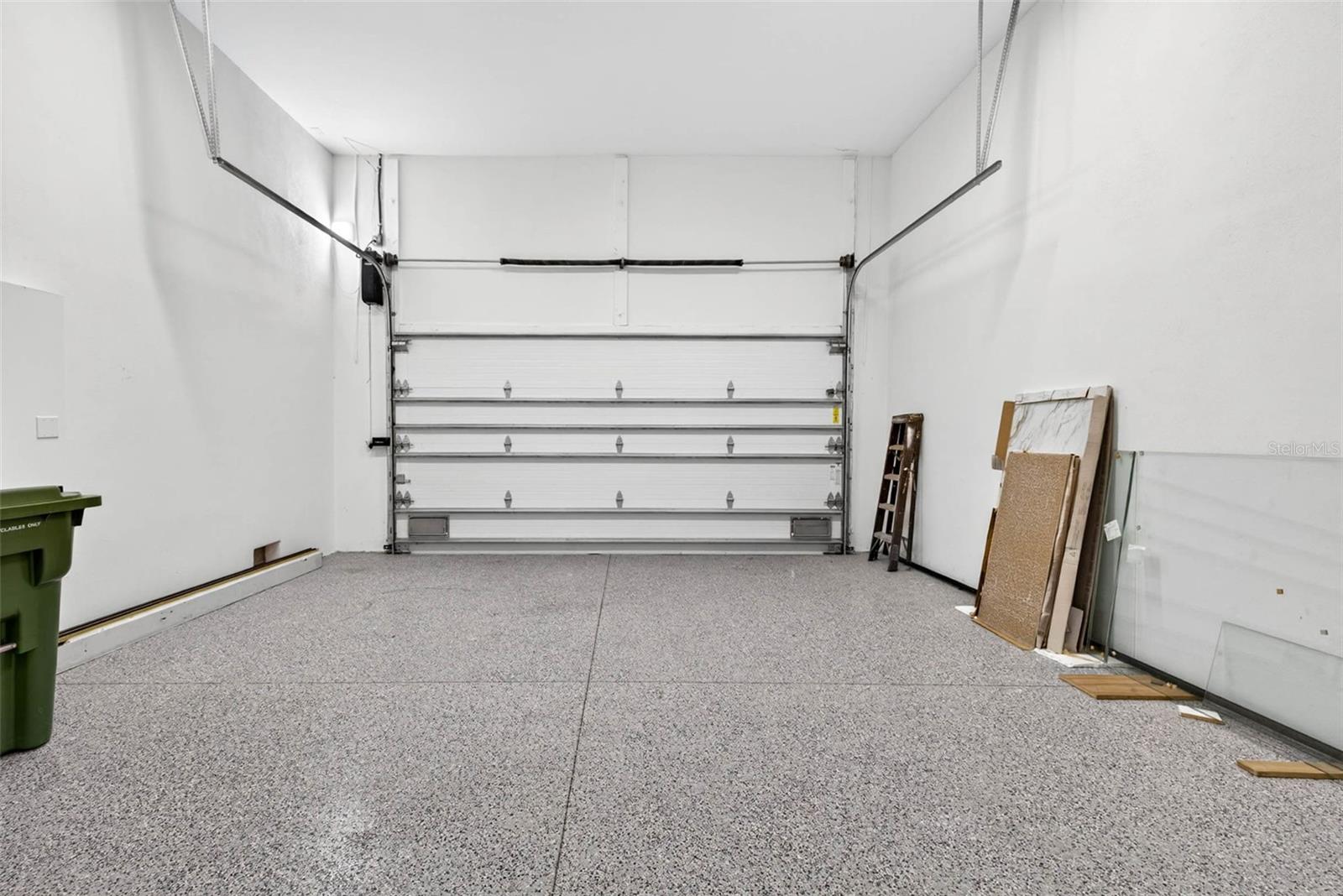 4426 W EUCLID AVE — photo 50