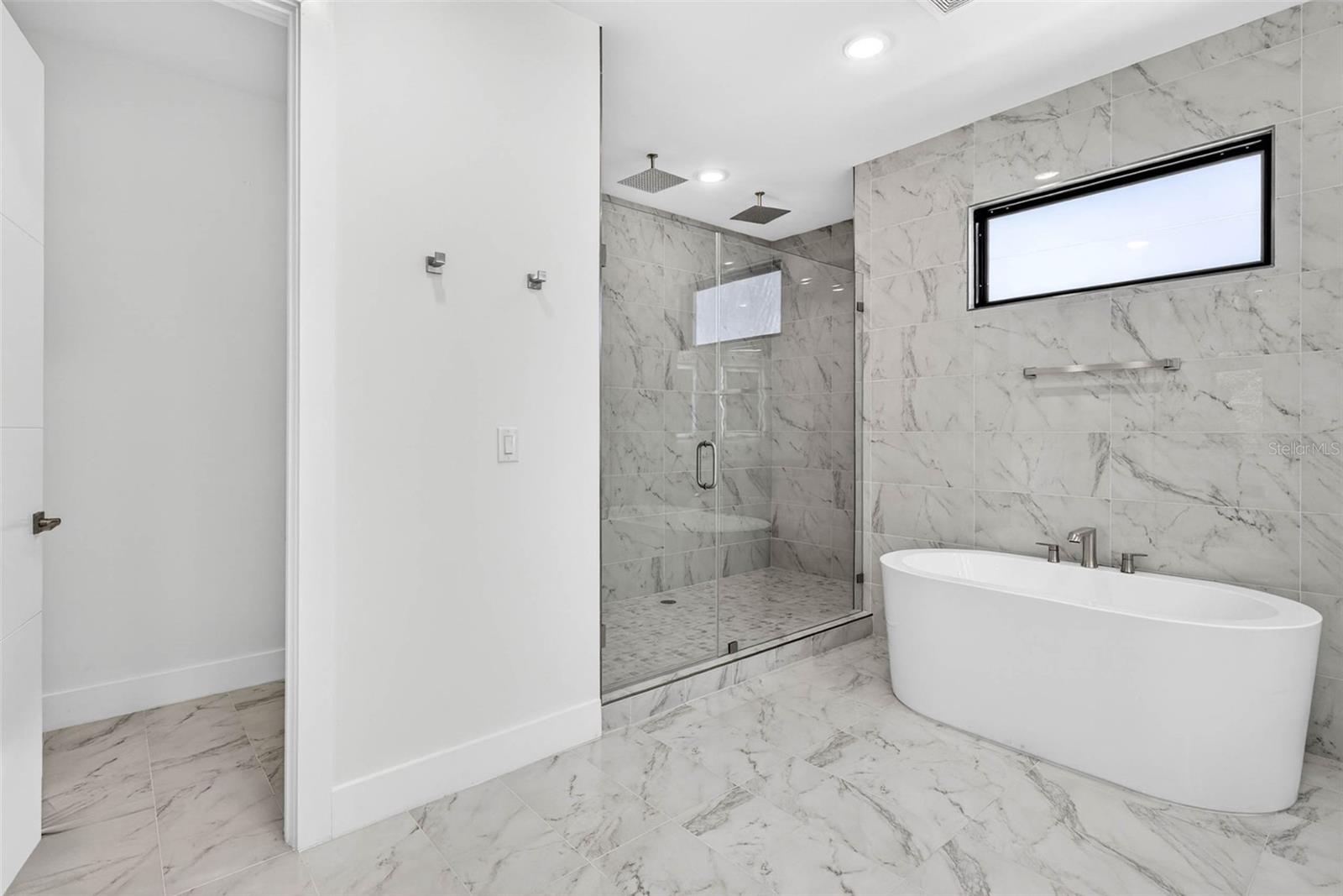 4426 W EUCLID AVE — photo 46