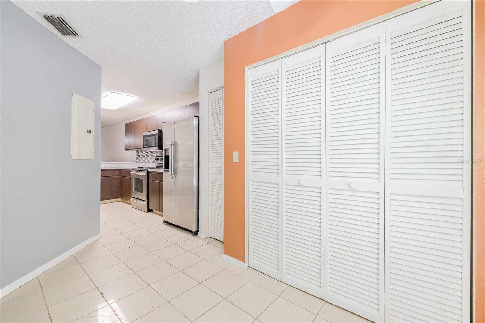 14643 PAR CLUB CIR #14643 — photo 11