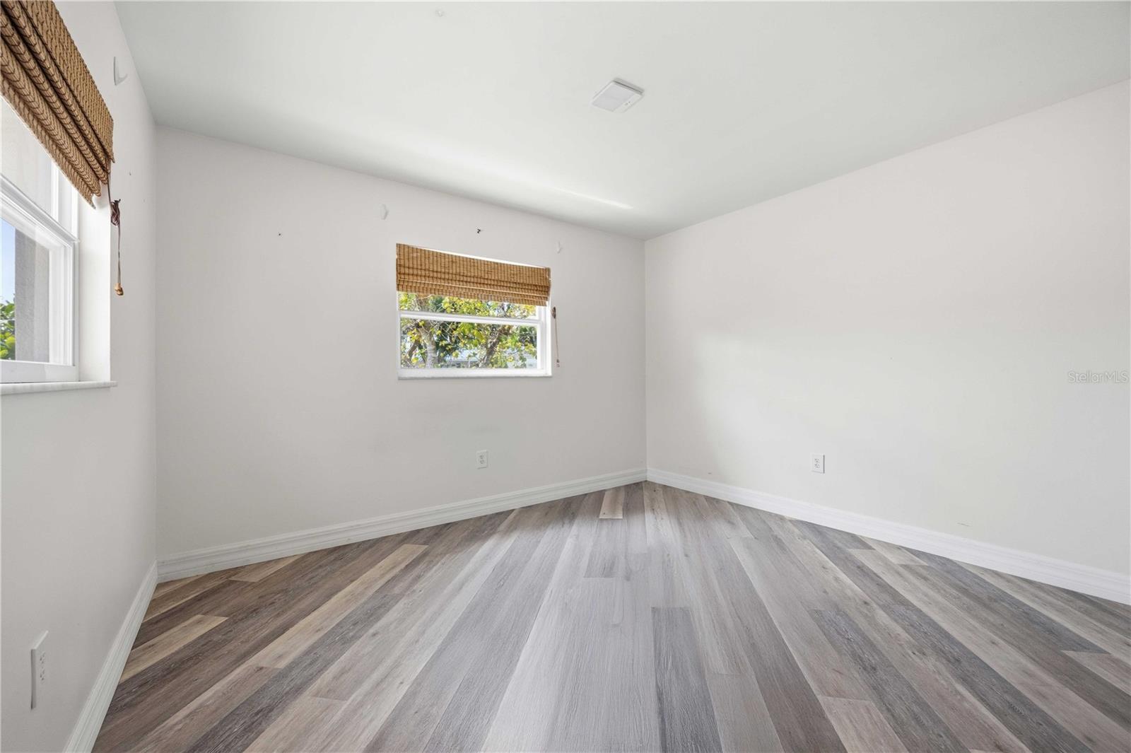 917 CHURCH ST — photo 39