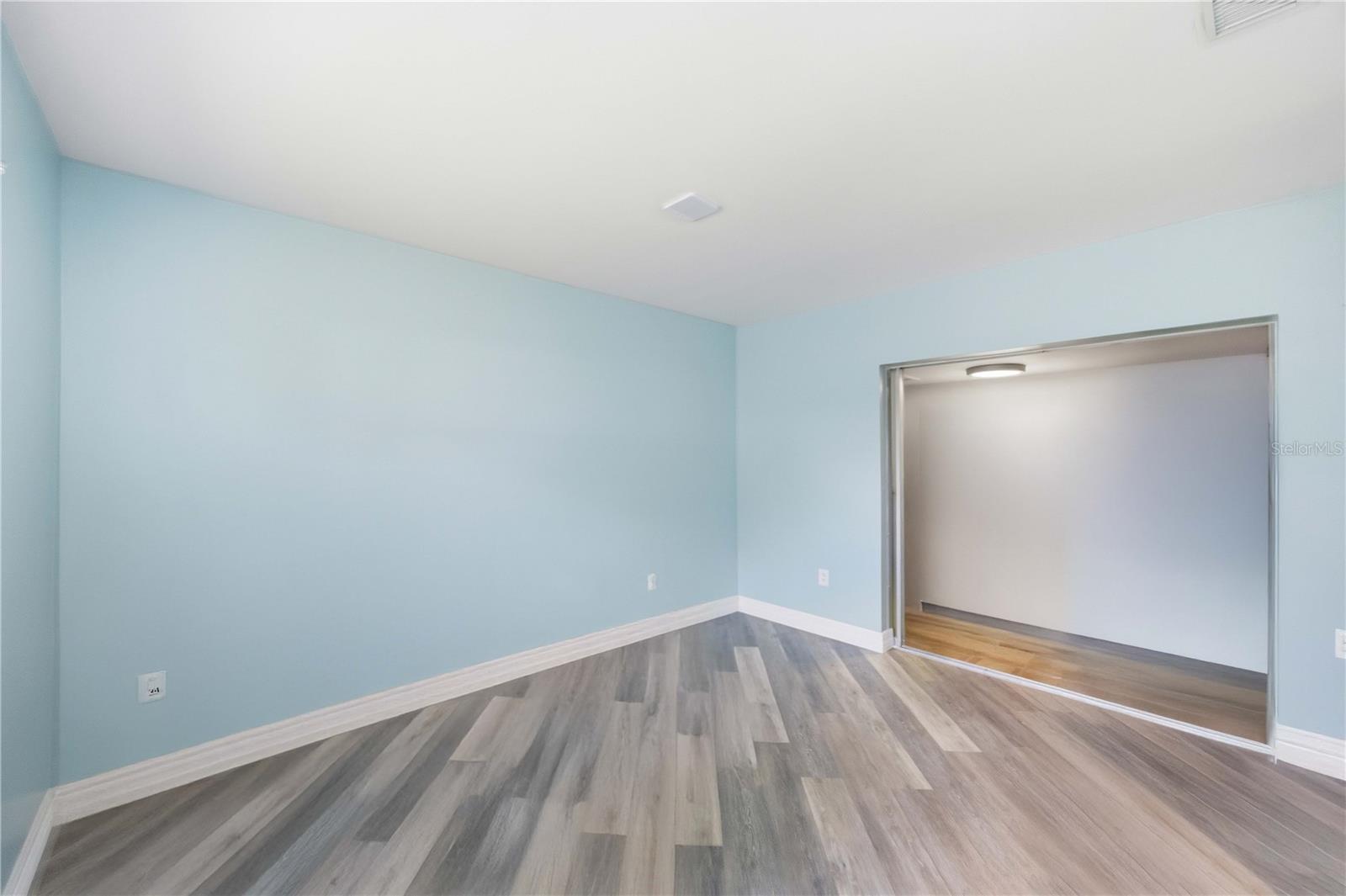917 CHURCH ST — photo 32