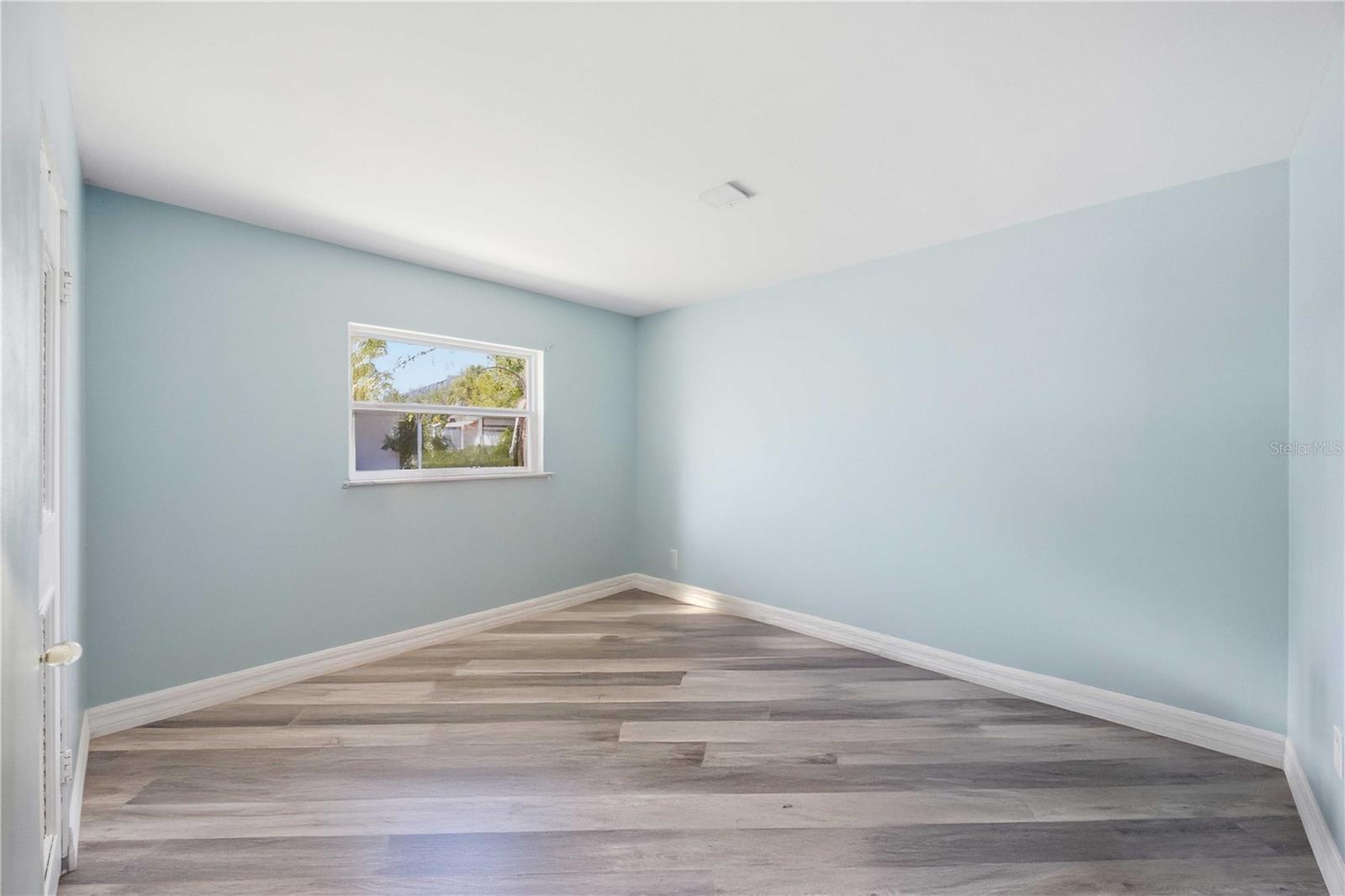 917 CHURCH ST — photo 31