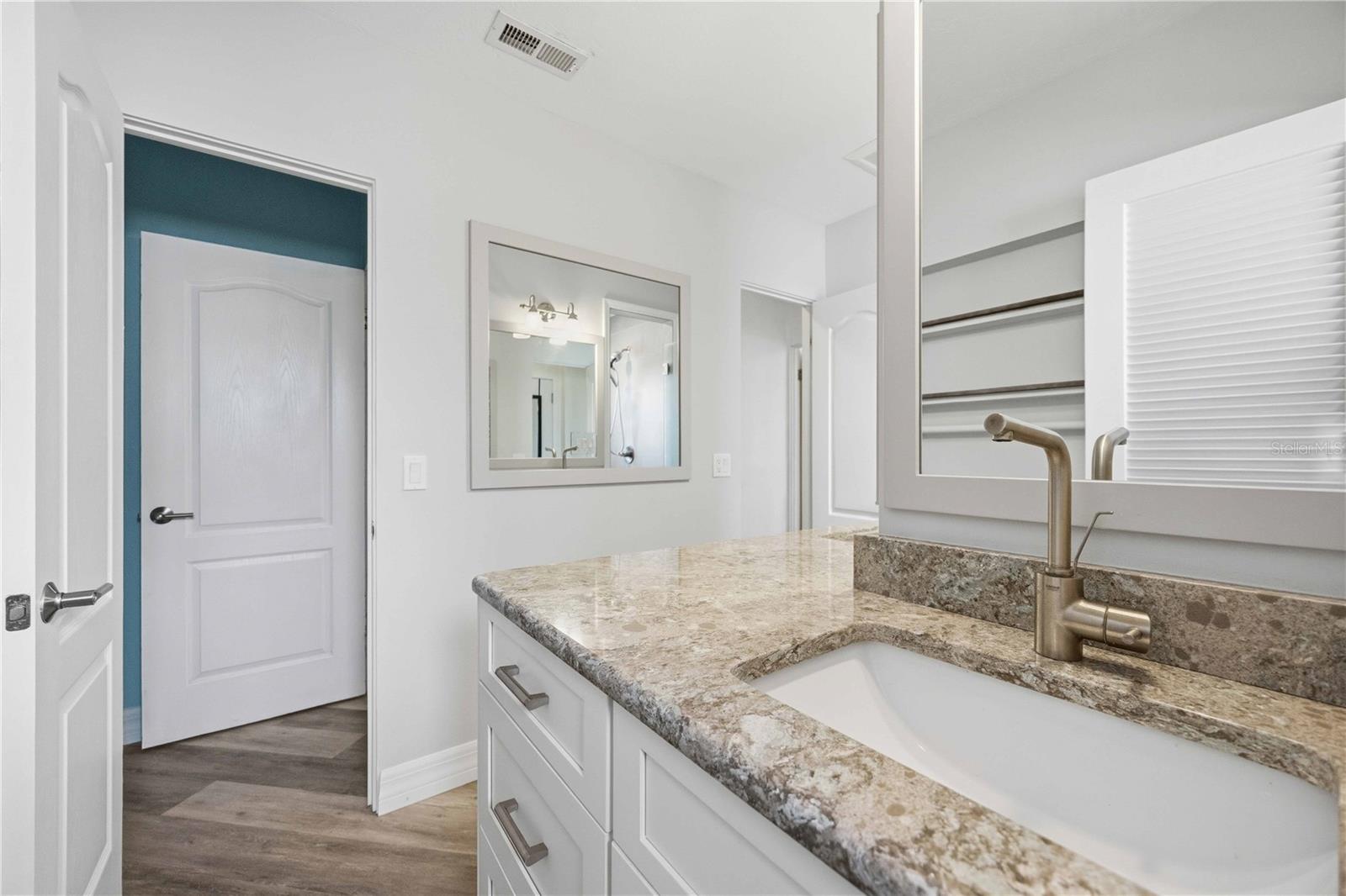 917 CHURCH ST — photo 36