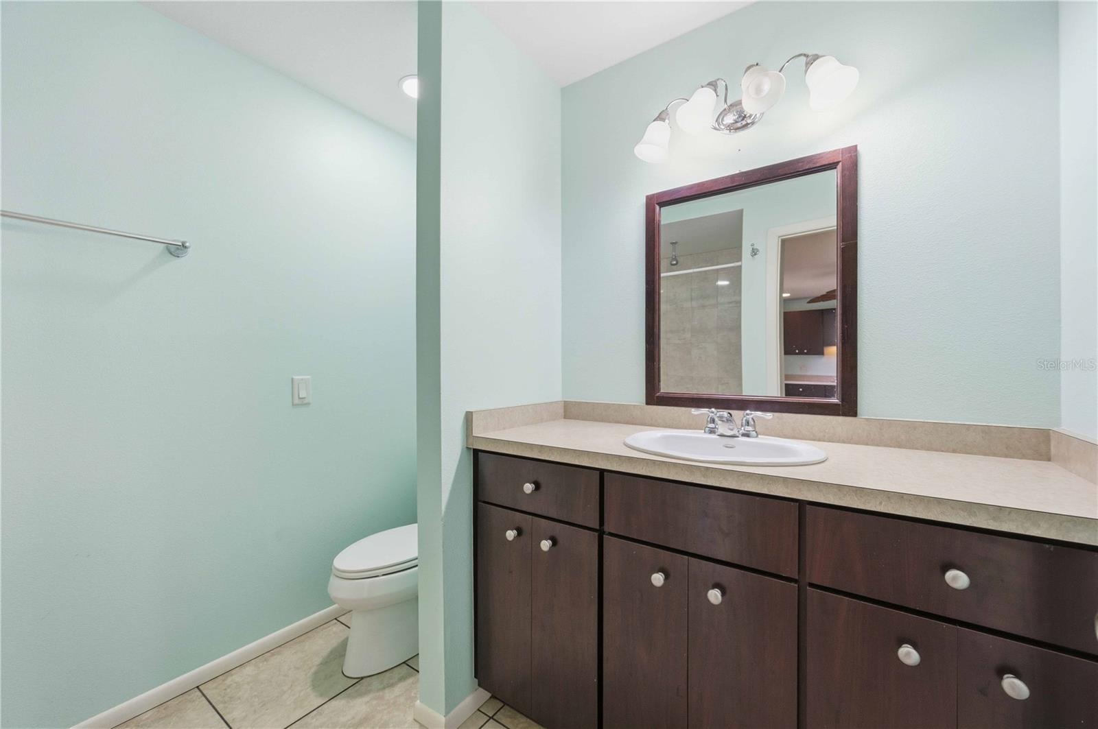 917 CHURCH ST — photo 14