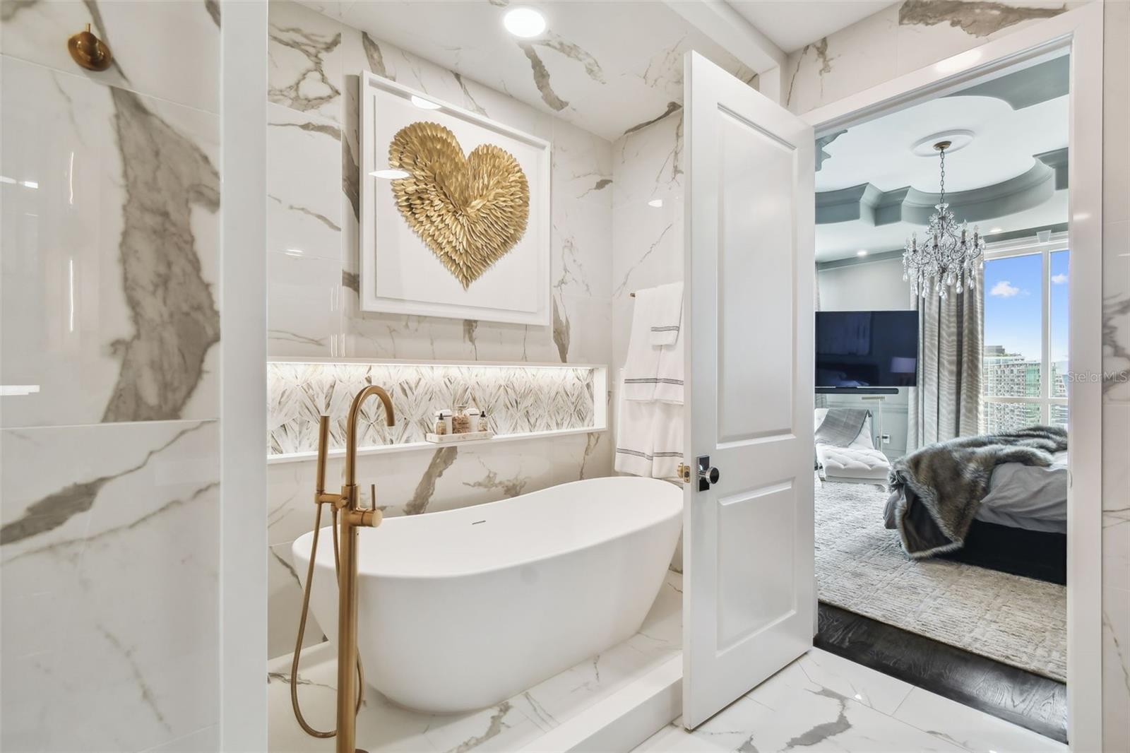 450 KNIGHTS RUN AVE #2004 — photo 44