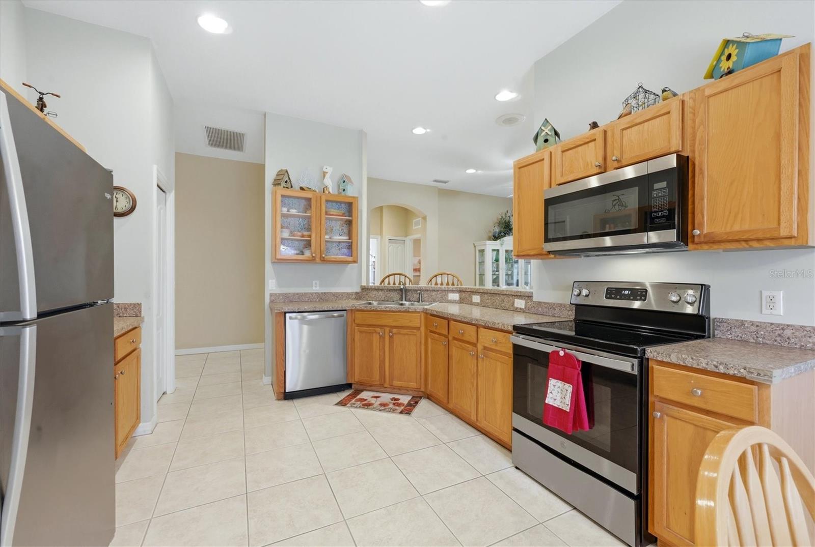 1528 SCARLETT AVE — photo 18