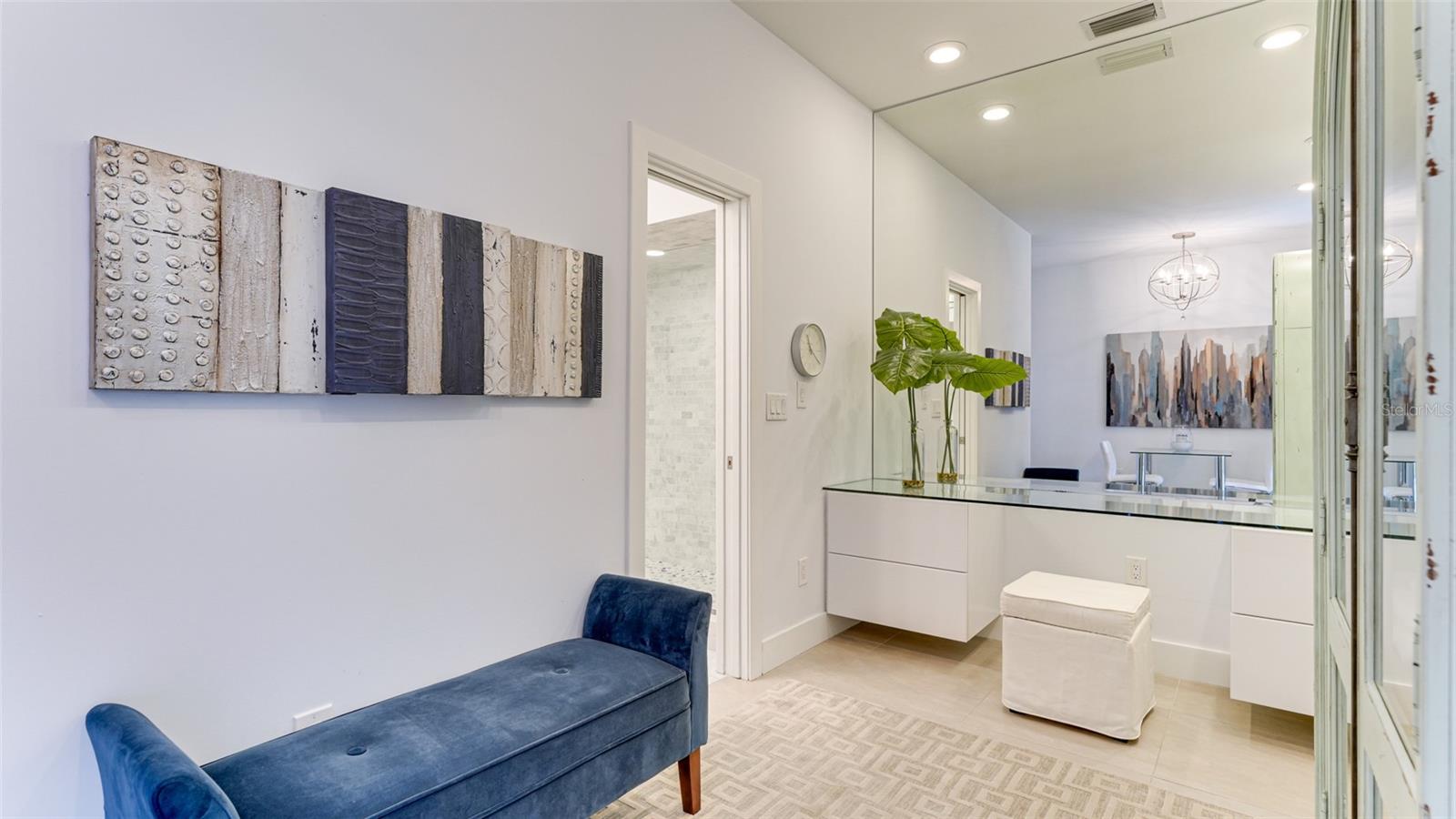 51 MACEWEN DR #5 — photo 17