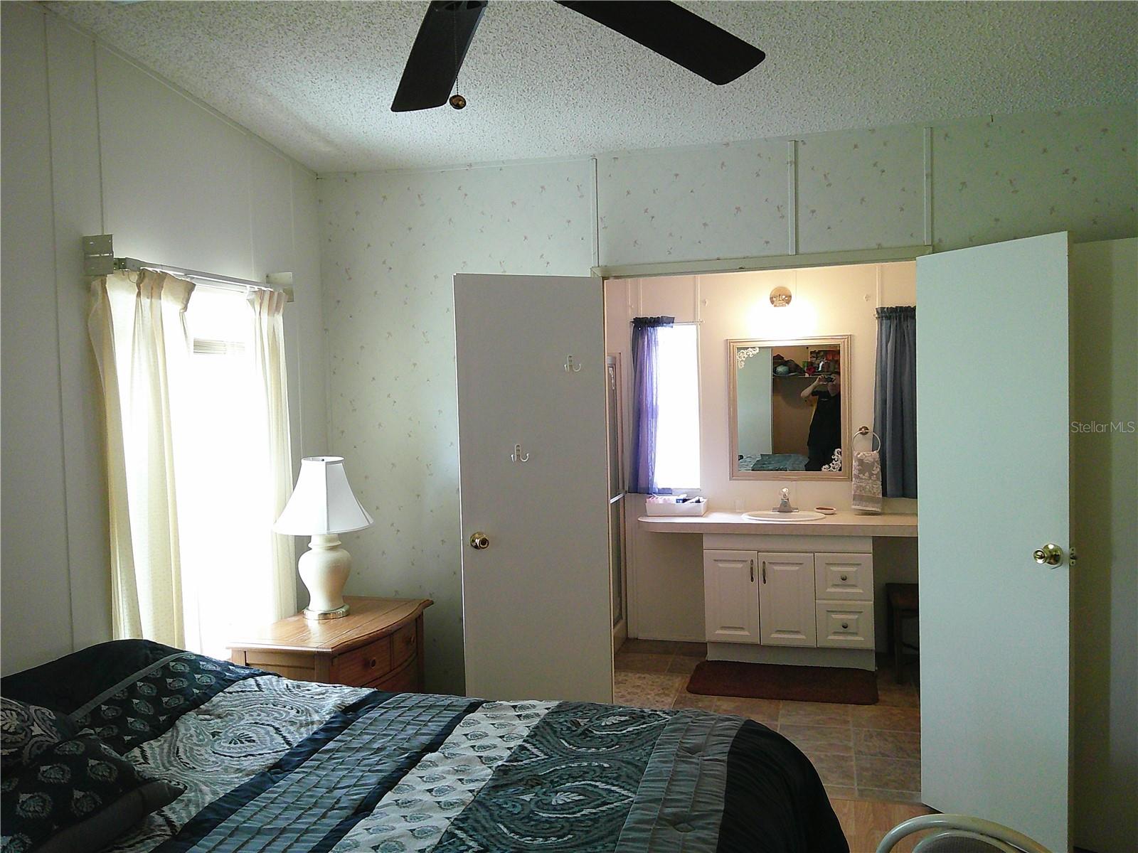 3205 HICKORY DR — photo 20