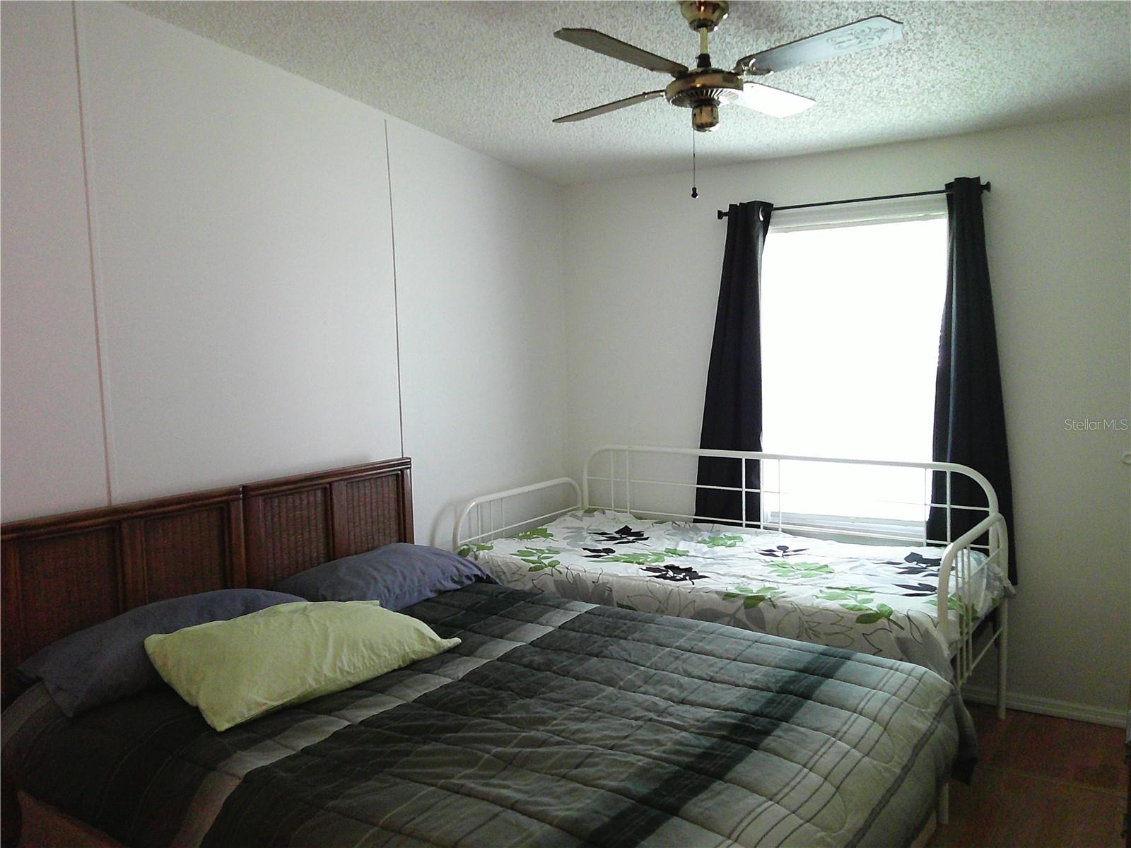 3205 HICKORY DR — photo 17