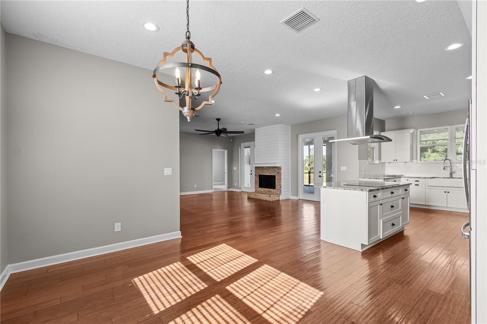 14805 US-301 N — photo 29