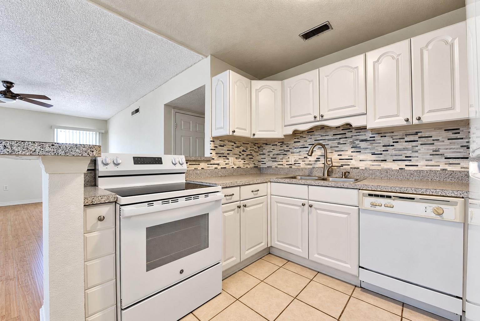 383 S MCMULLEN BOOTH RD #68 — photo 11