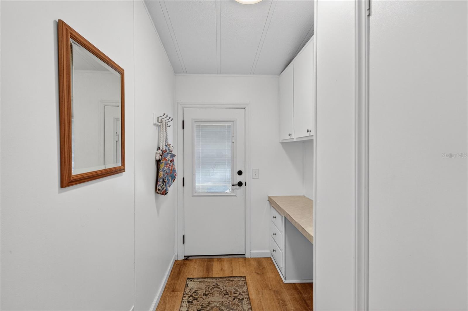 485 LOMA LINDA — photo 3