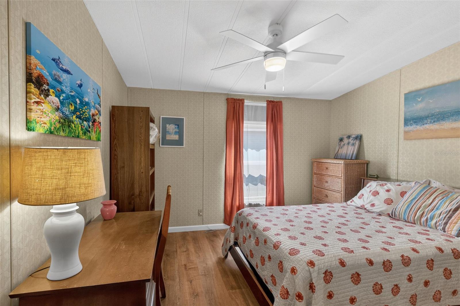 485 LOMA LINDA — photo 19