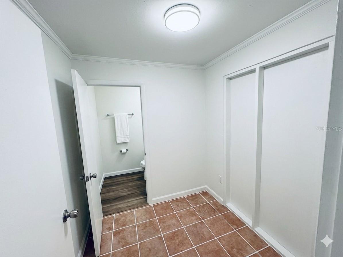 4055 7TH TERRACE — photo 7
