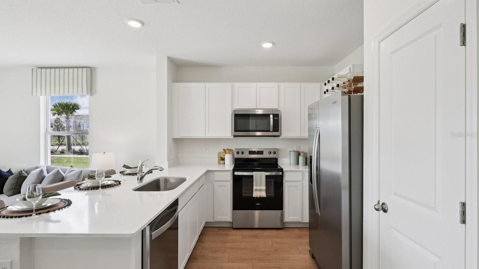 31185 MIDNIGHT SUN WAY — photo 12