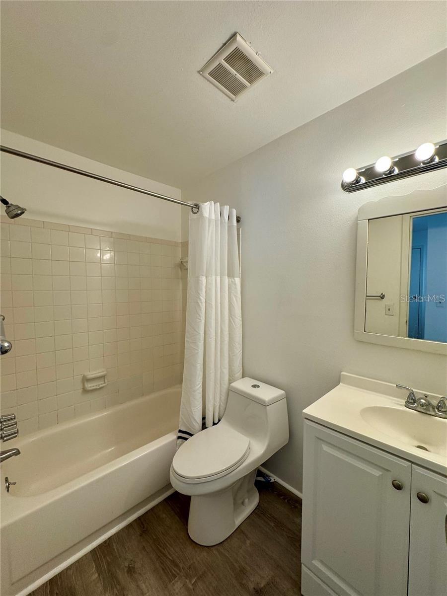 2632 HIDDEN LAKE DR N #E — photo 16