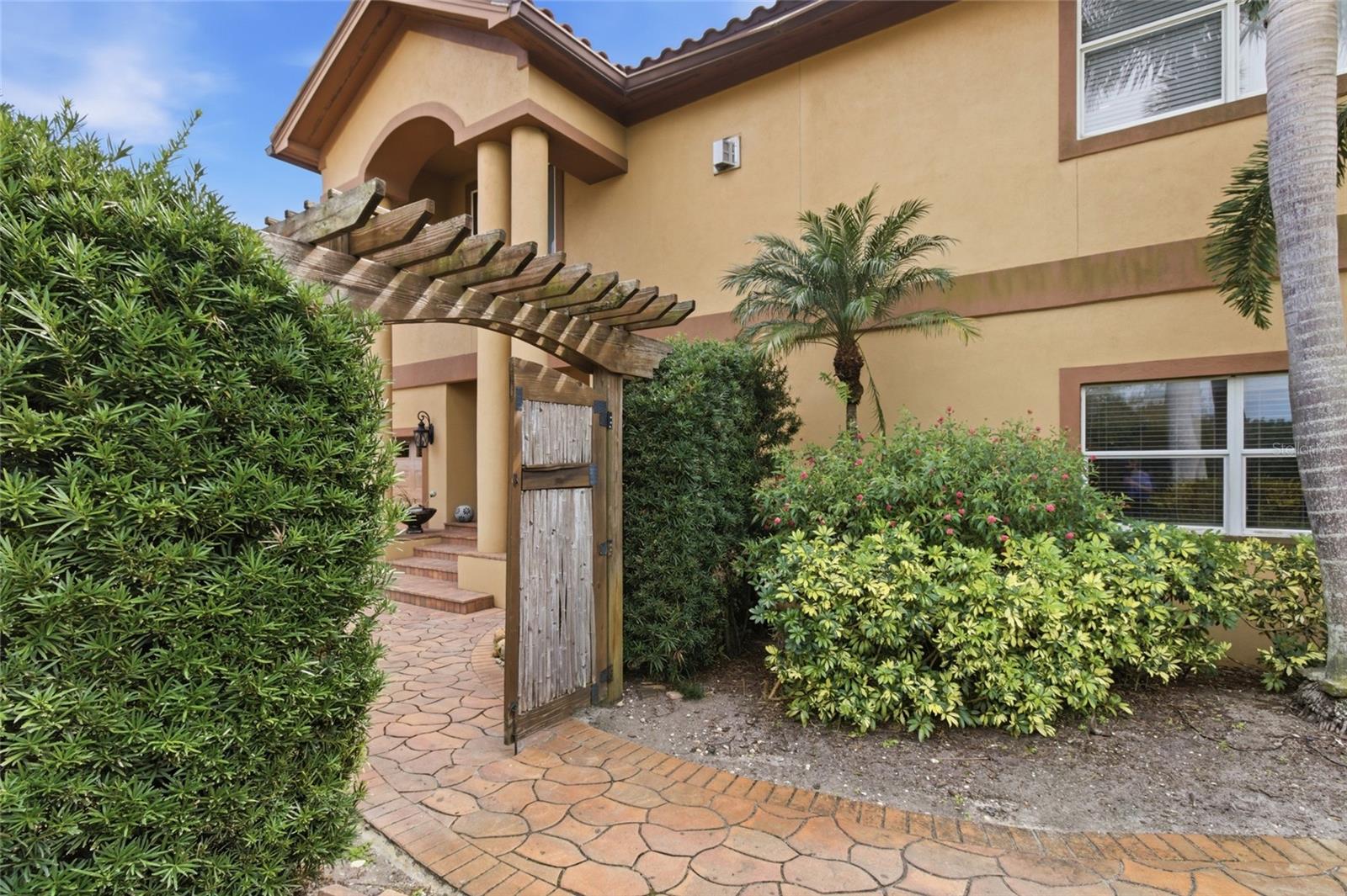 303 SUNNY LN — photo 8