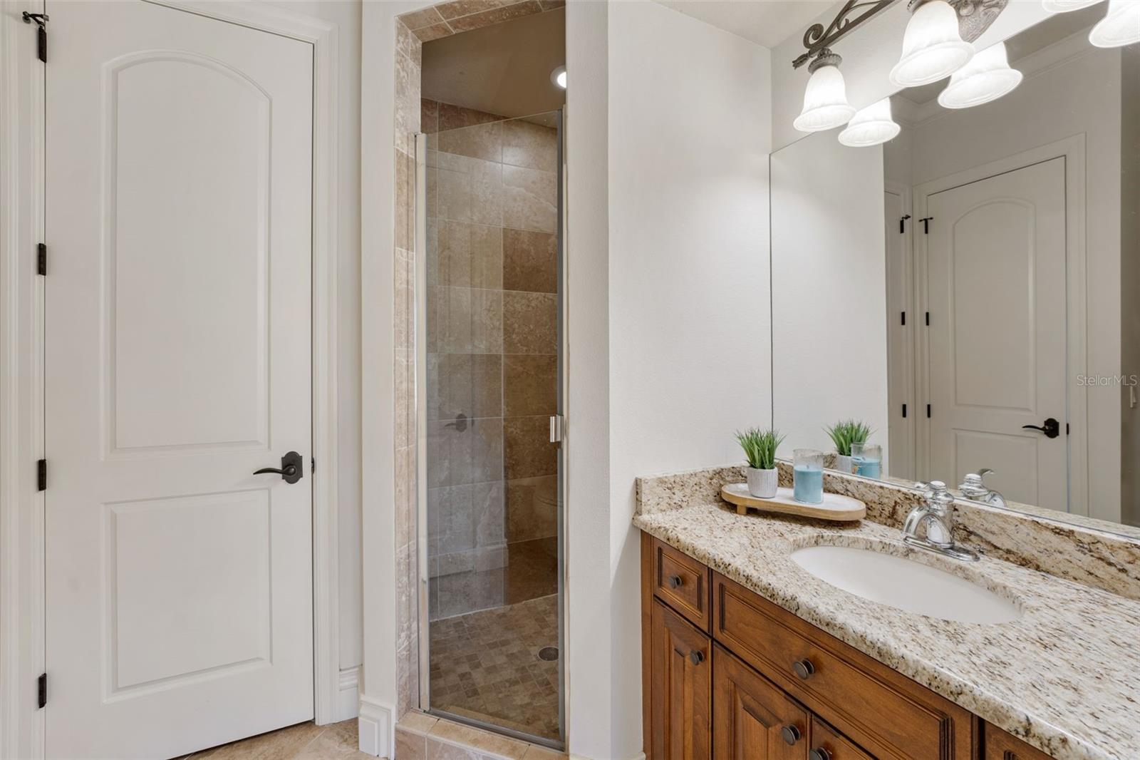 6004 WINDHAM PL — photo 73