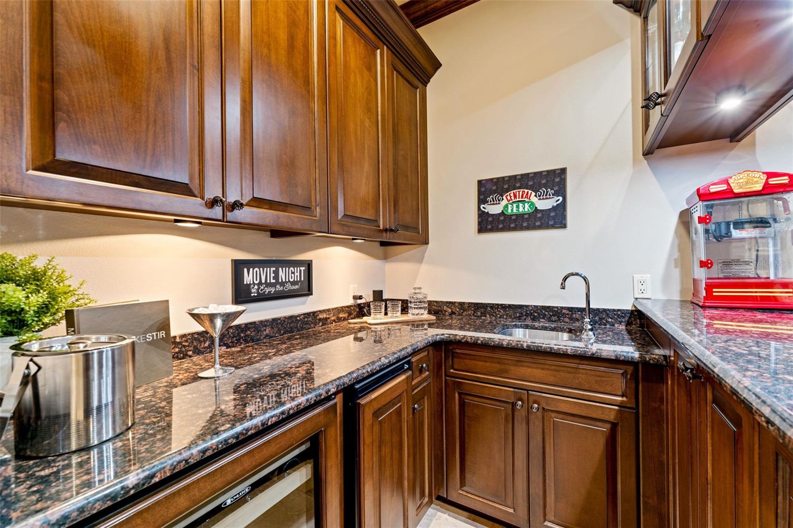 6004 WINDHAM PL — photo 39