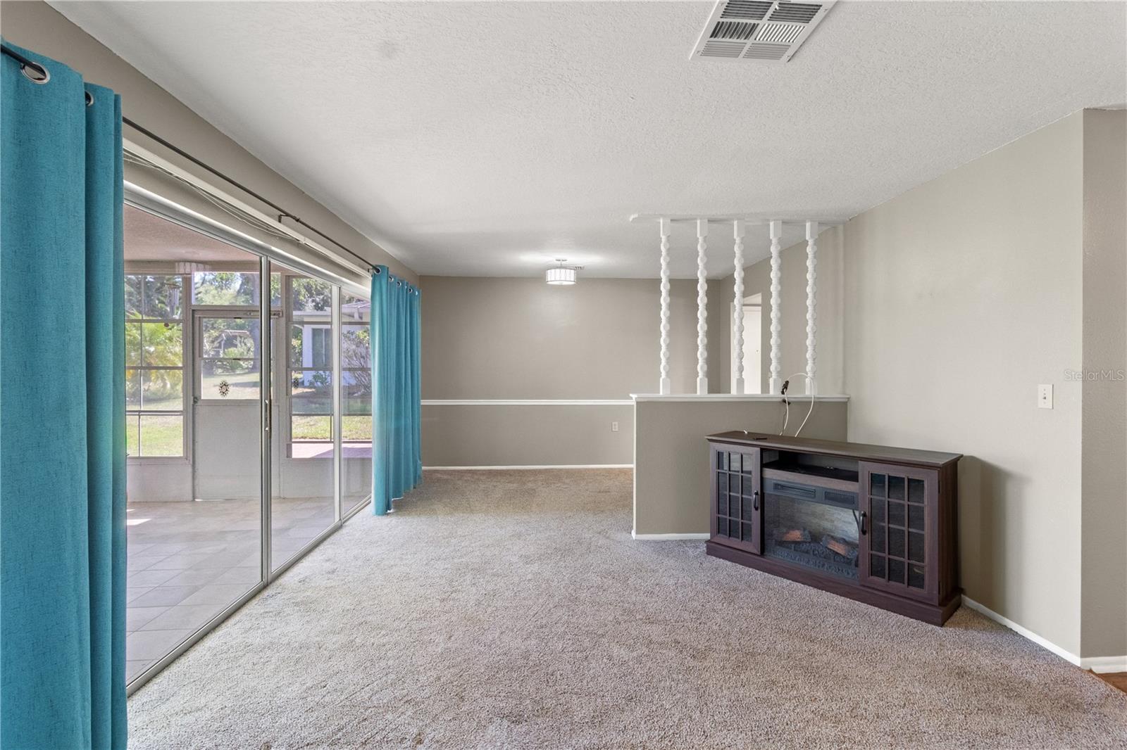 10616 SPRINGWOOD DR — photo 11