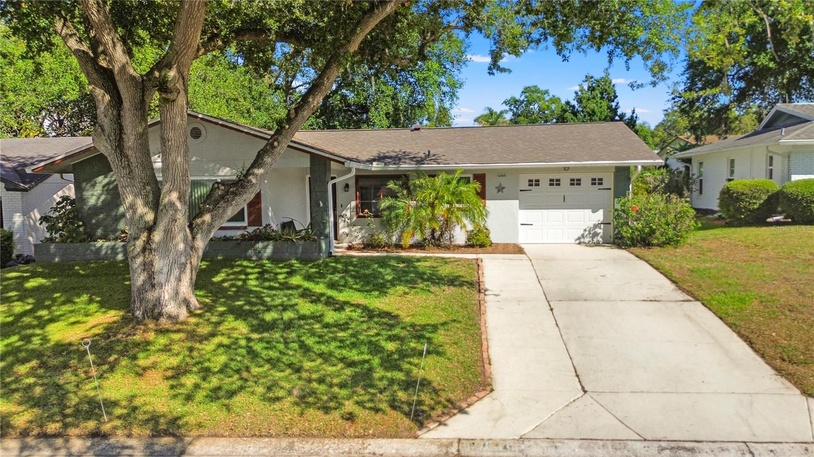 10616 SPRINGWOOD DR — photo 2
