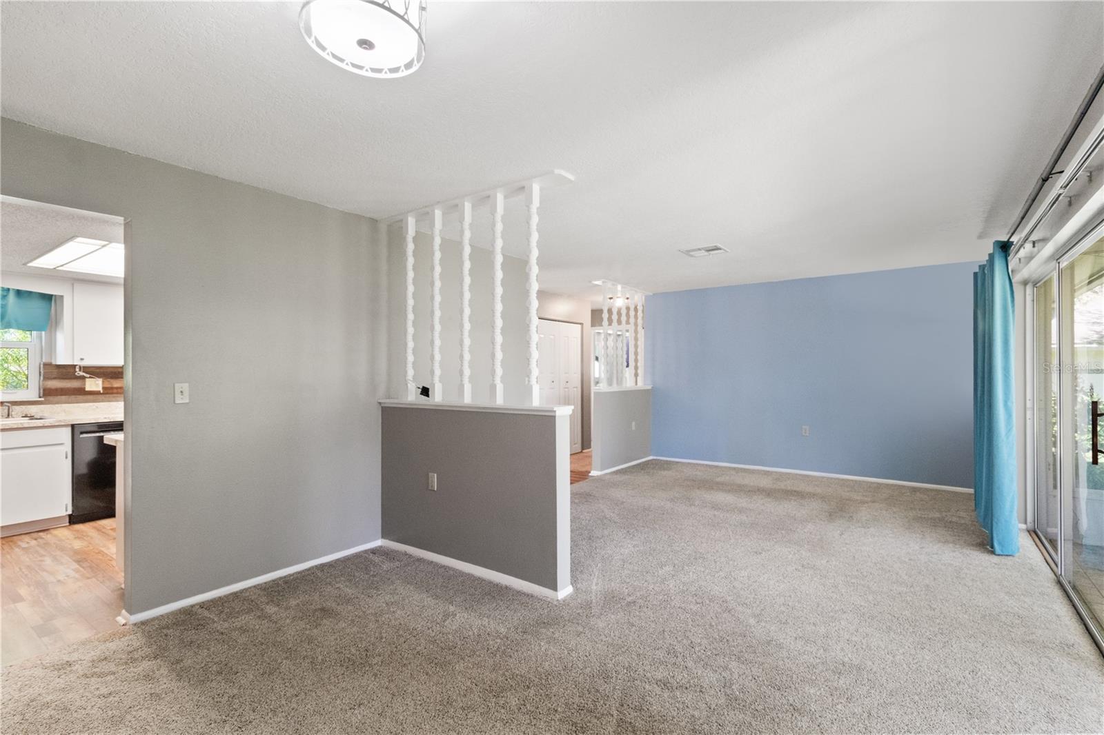 10616 SPRINGWOOD DR — photo 10