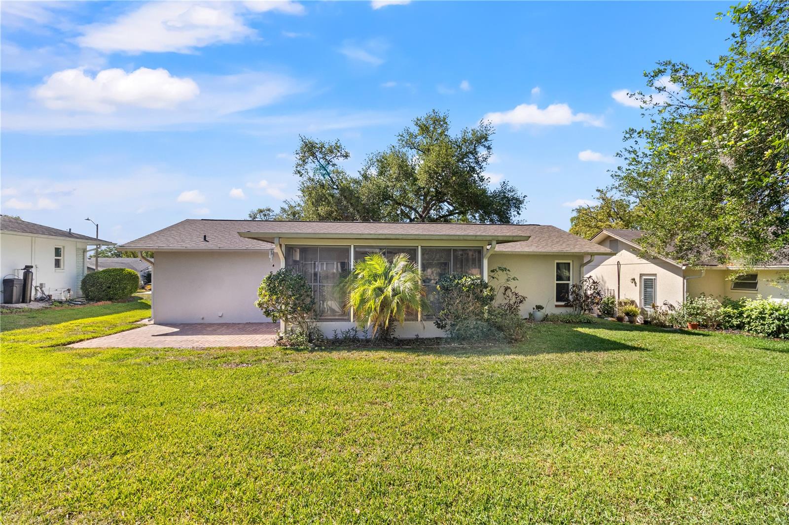 10616 SPRINGWOOD DR — photo 32