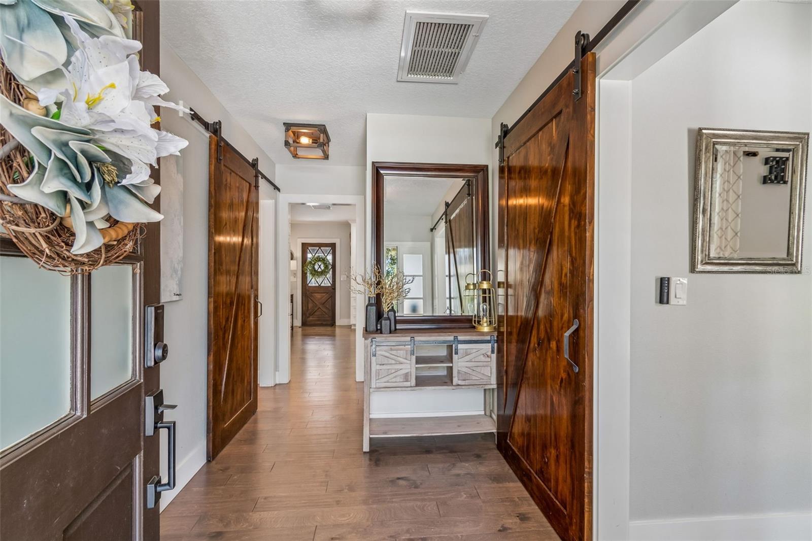 4528 W WOODMERE RD — photo 8