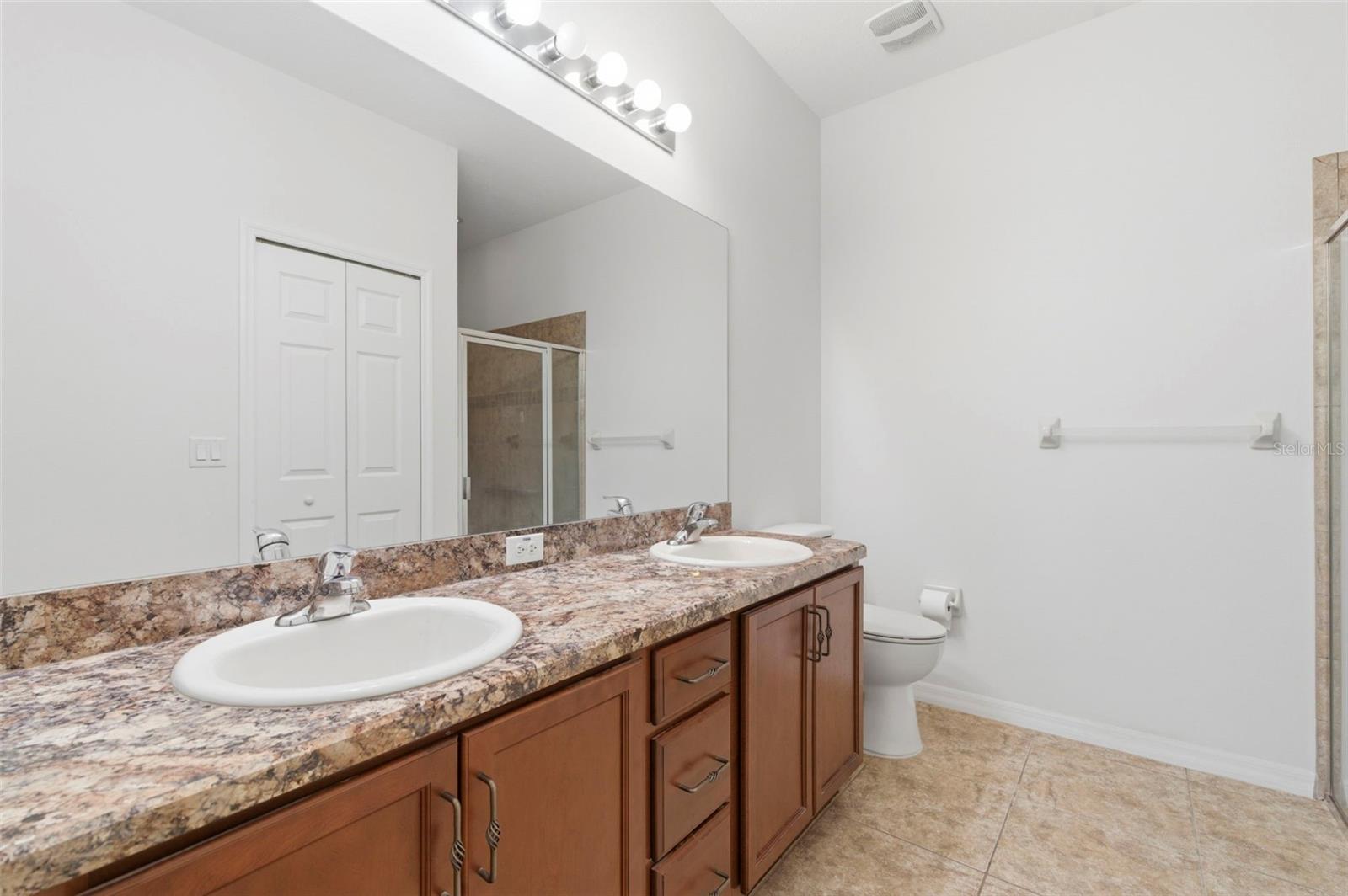 11214 PORT DOUGLAS DR — photo 12