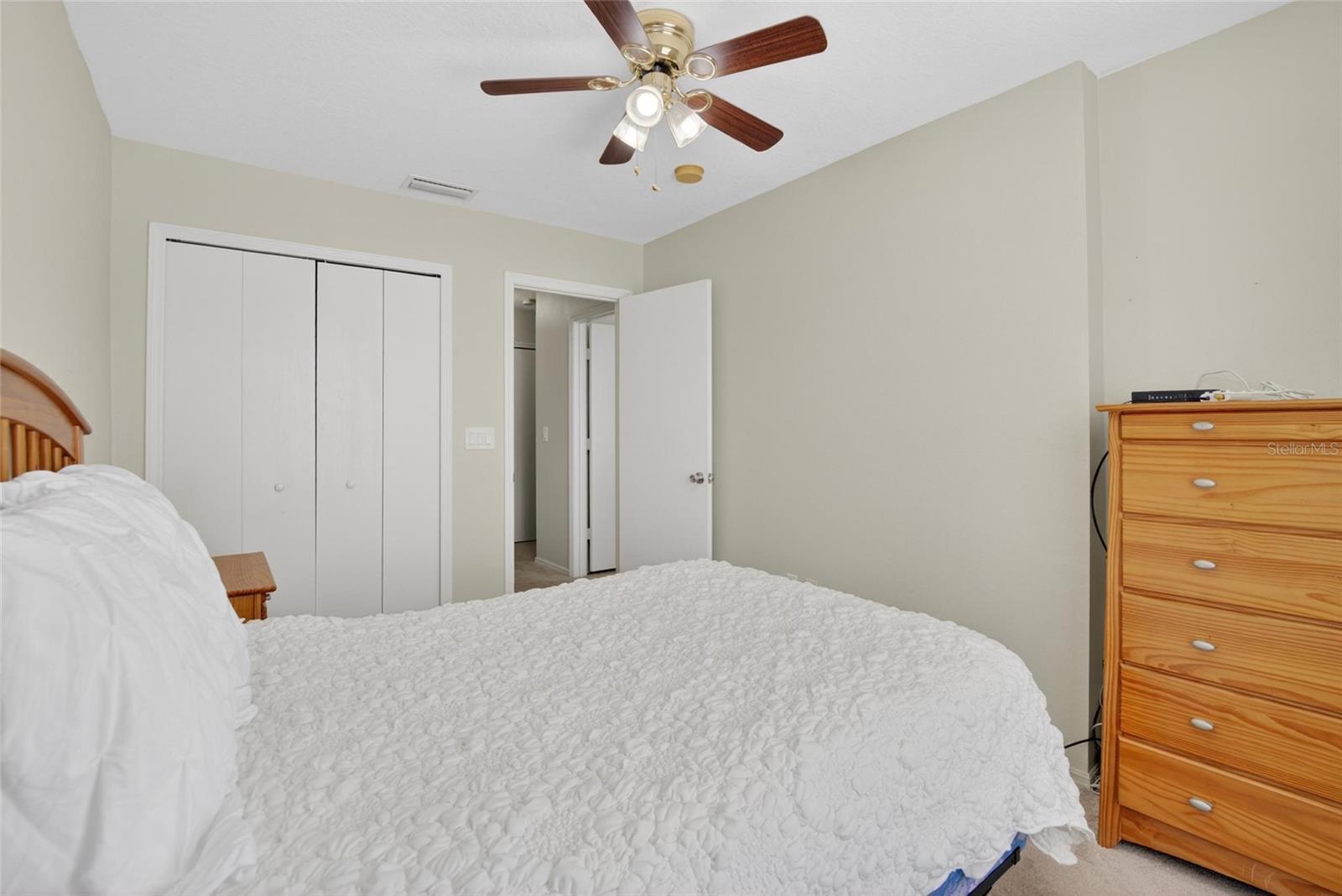 2605 OLEANDER LAKES DR — photo 44