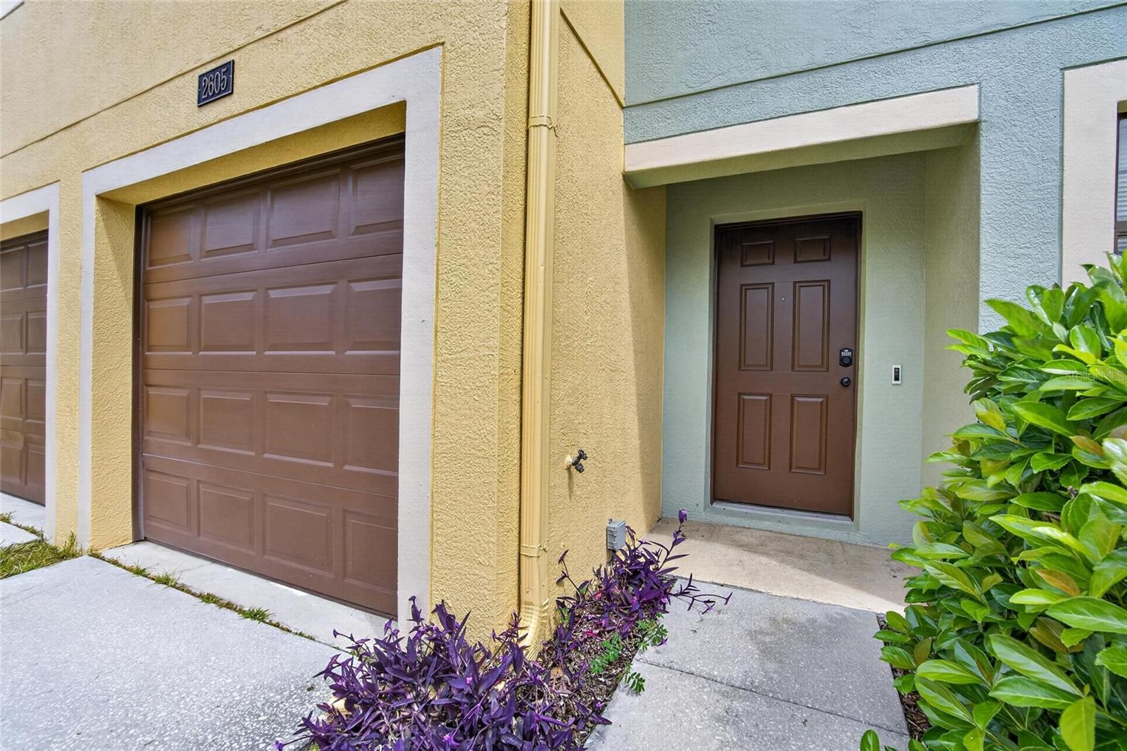 2605 OLEANDER LAKES DR — photo 56