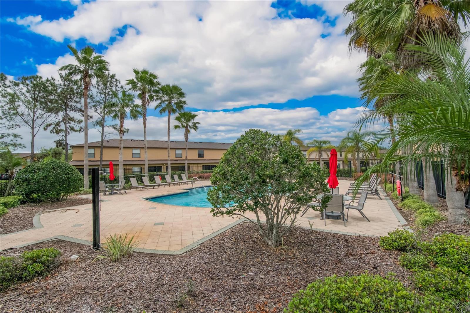2605 OLEANDER LAKES DR — photo 62