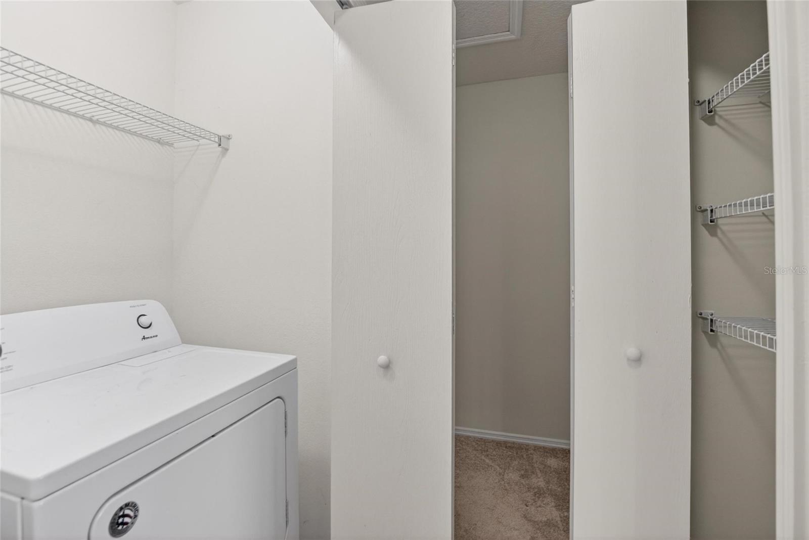 2605 OLEANDER LAKES DR — photo 32