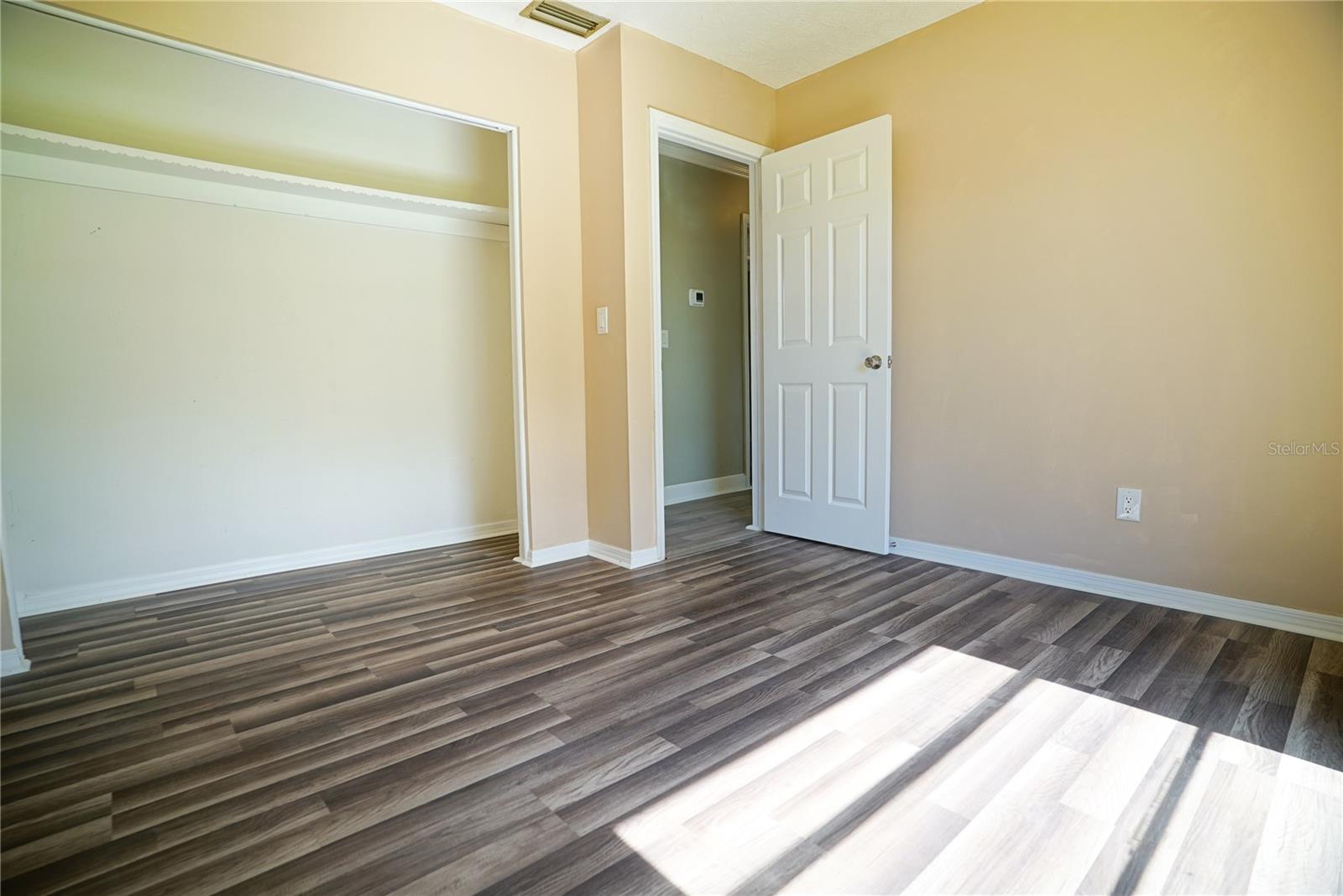 3320 LAS BRISAS DR — photo 11