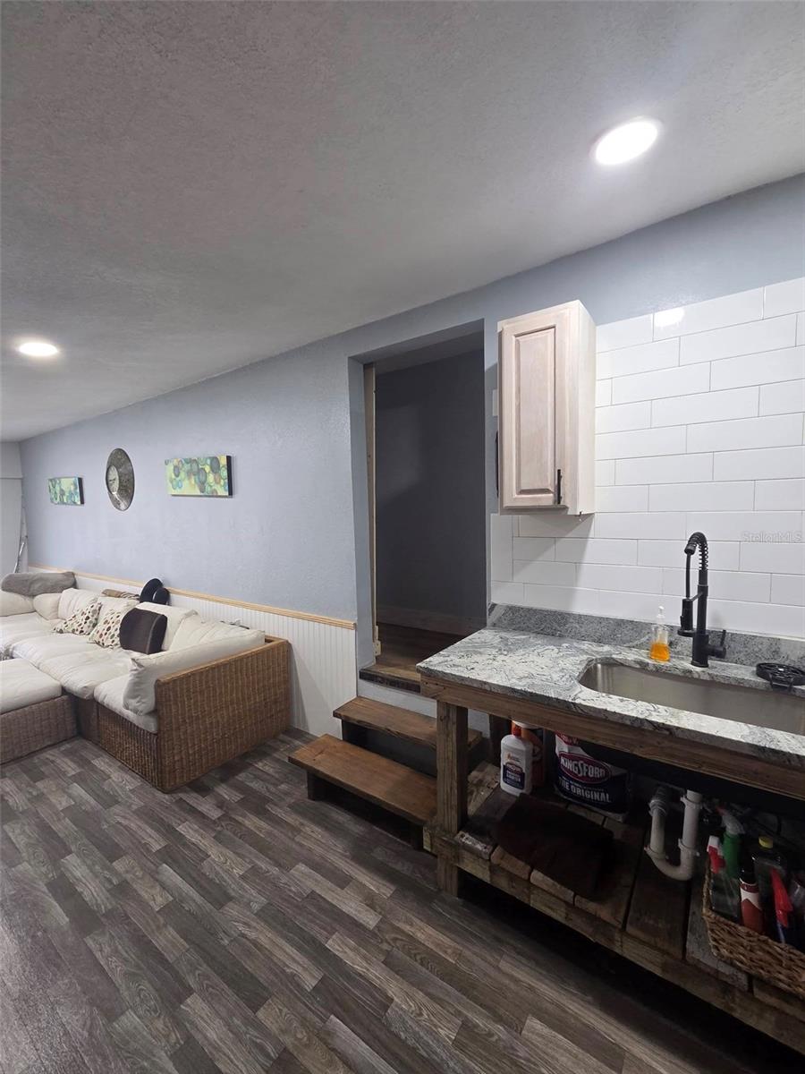 6726 ALBATROSS LN — photo 10