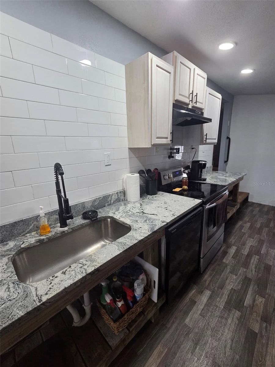 6726 ALBATROSS LN — photo 7