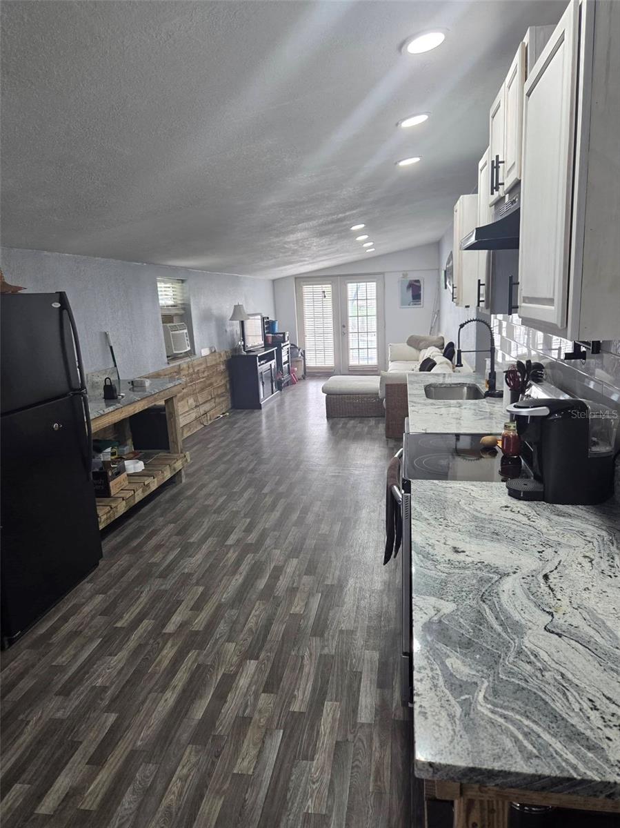 6726 ALBATROSS LN — photo 11