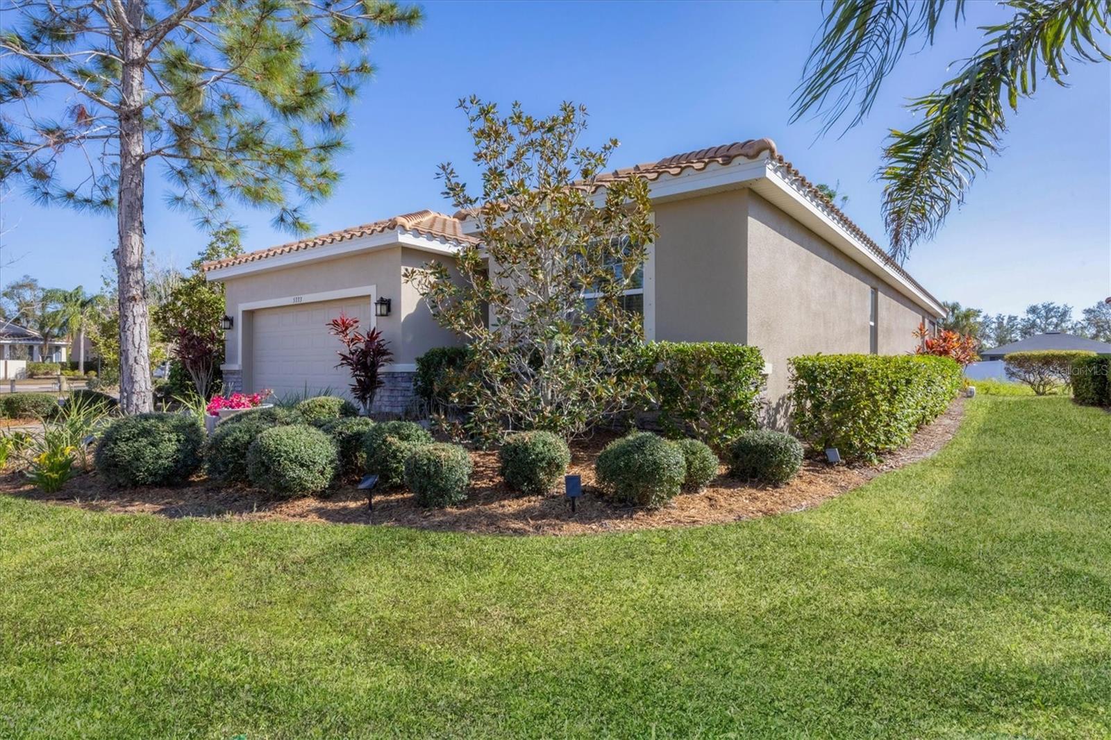 5333 CHARLIE BROWN LN — photo 2