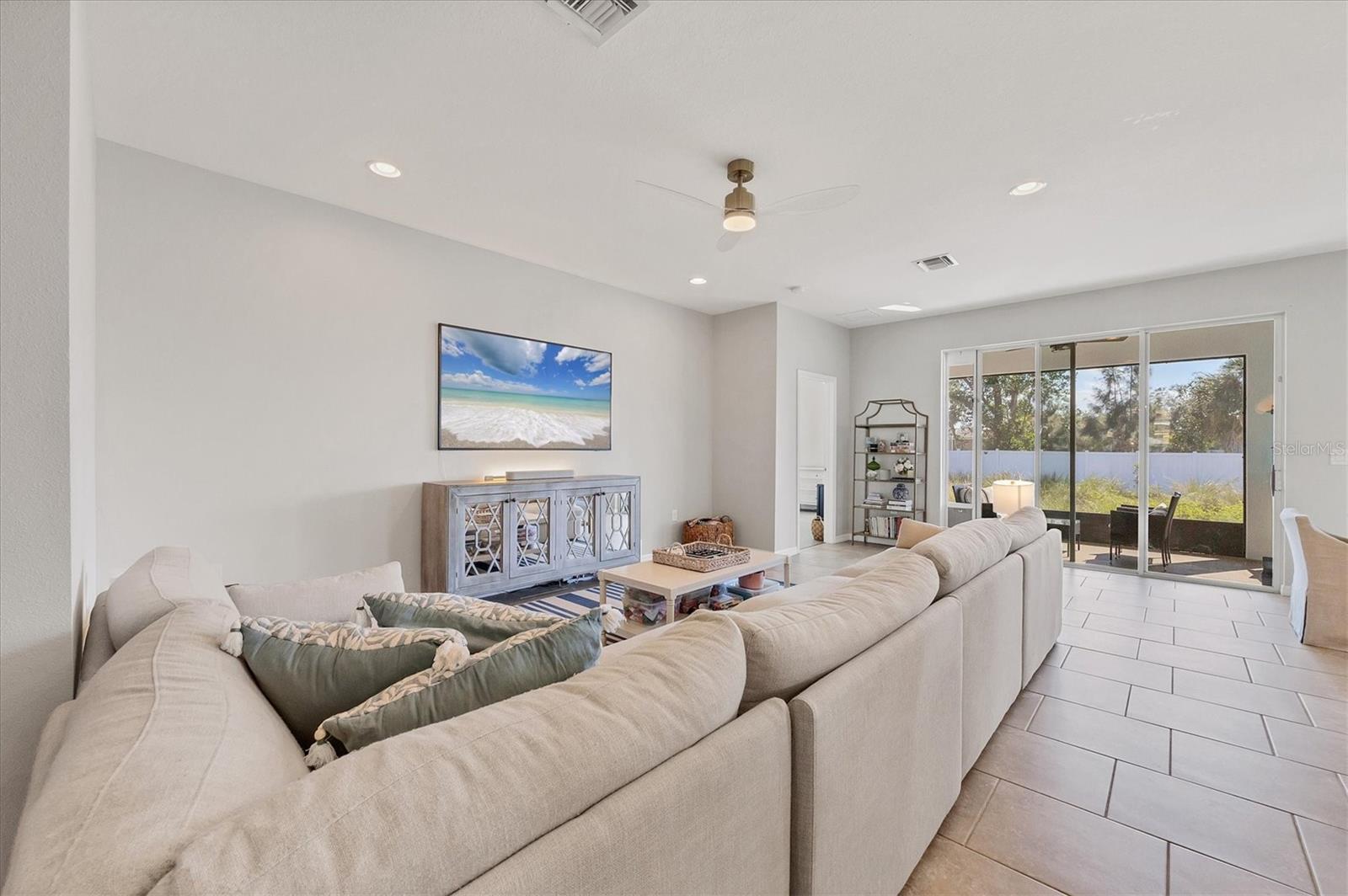 5333 CHARLIE BROWN LN — photo 6