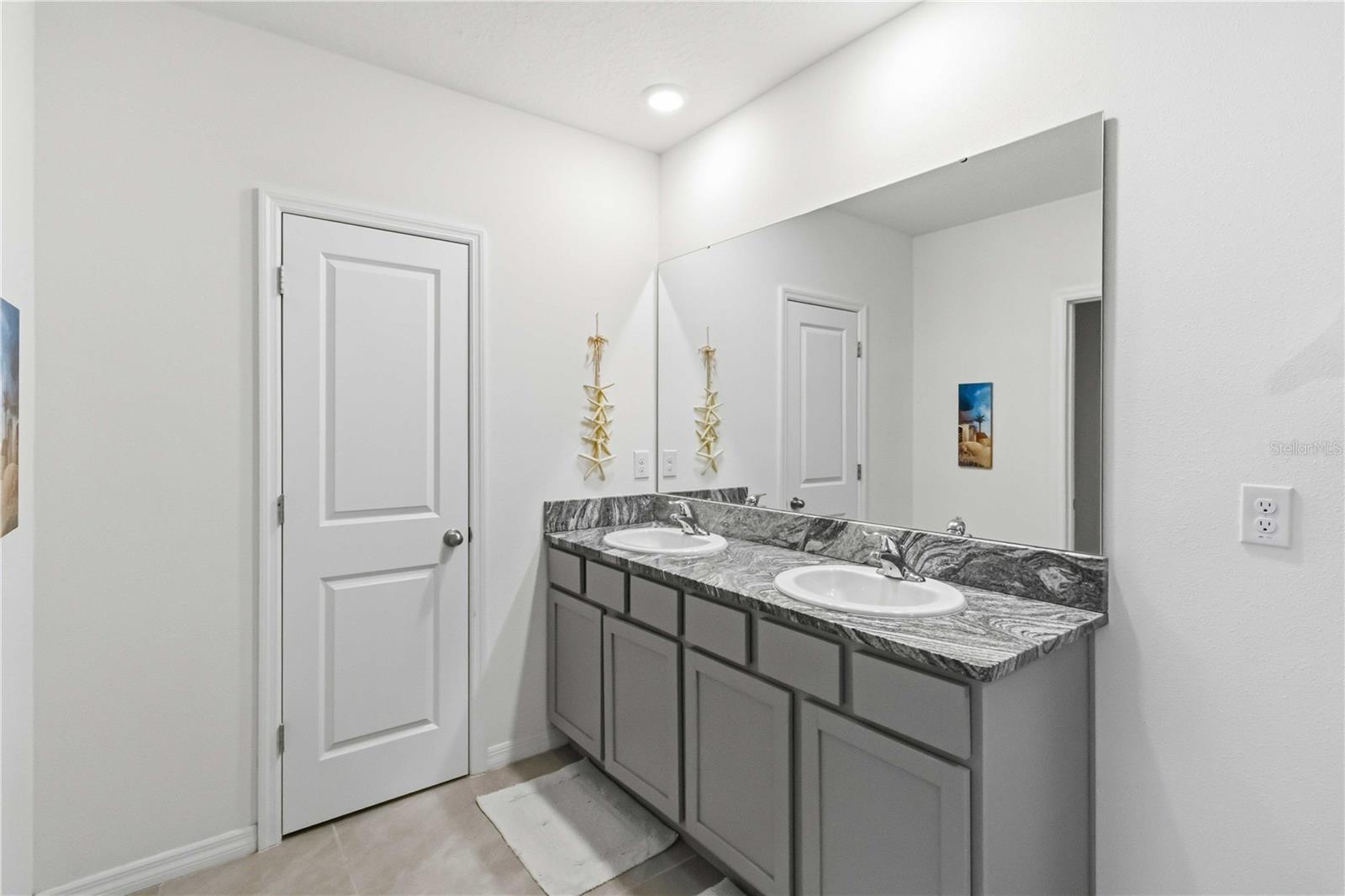 8354 HARDY BAY LOOP — photo 14