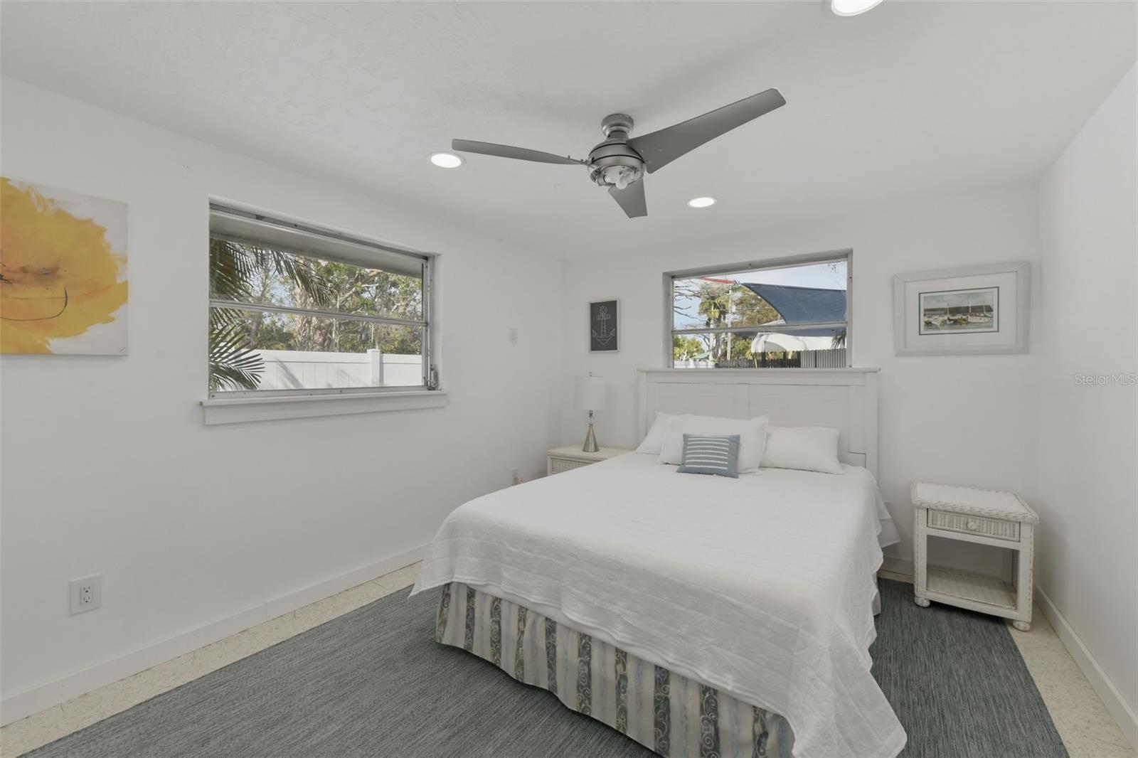 8456 MIDNIGHT PASS RD — photo 17