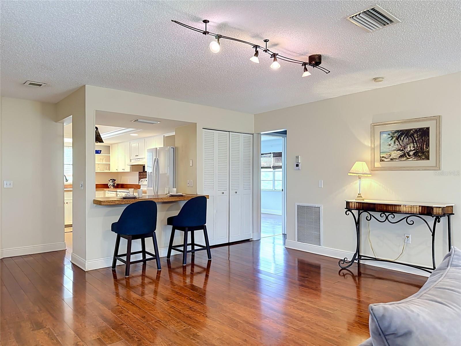 4523 W INDEPENDENCE DR W — photo 21