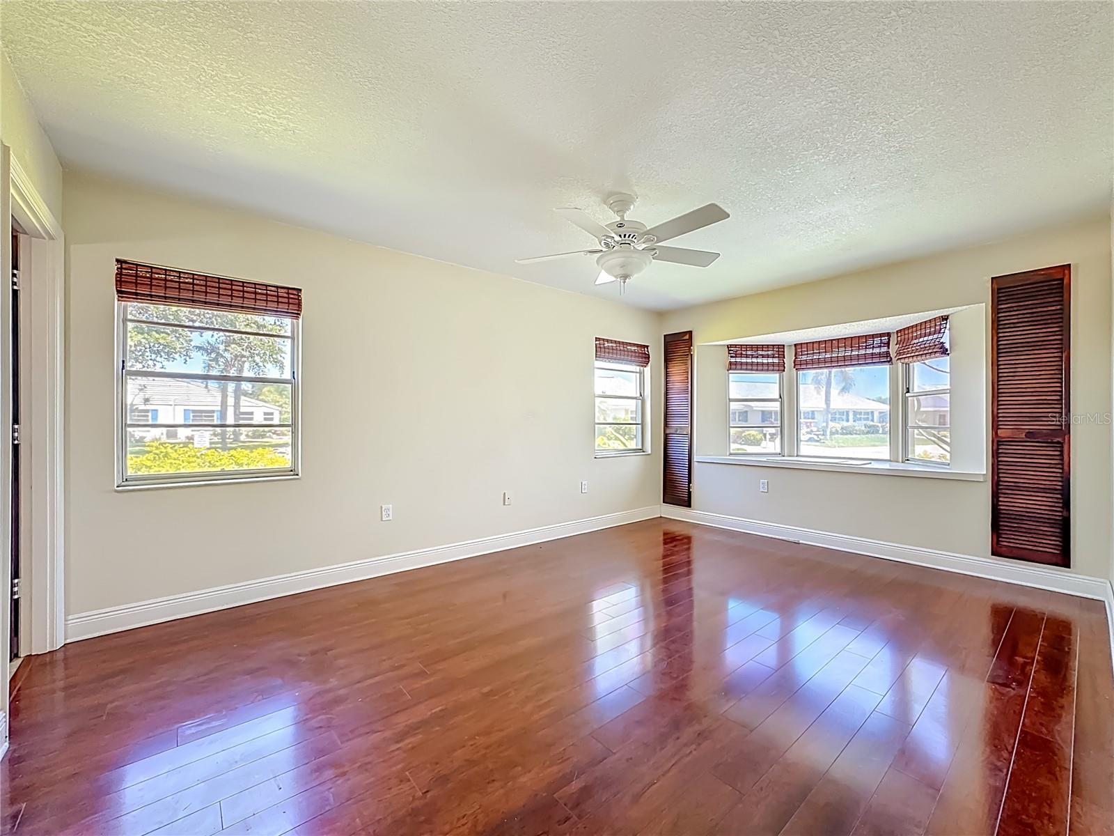 4523 W INDEPENDENCE DR W — photo 12