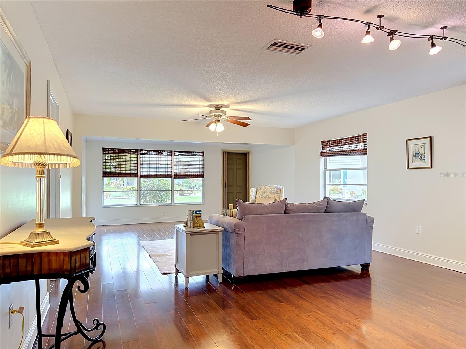 4523 W INDEPENDENCE DR W — photo 27