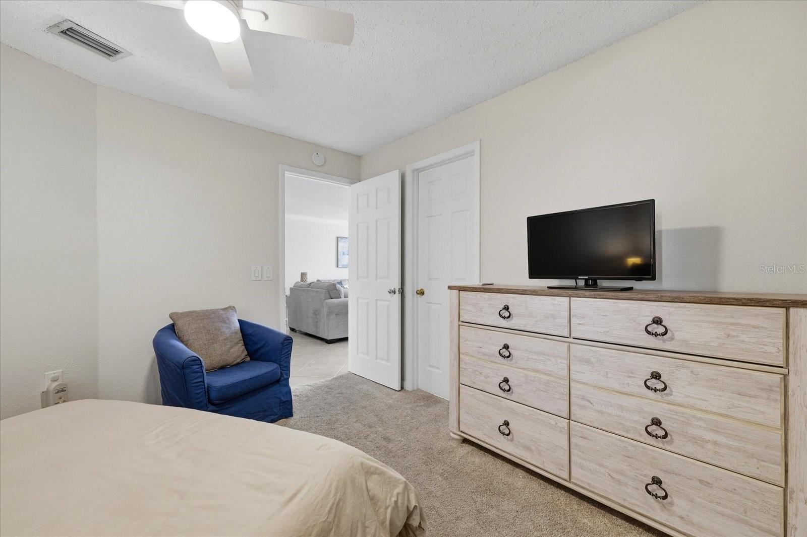 610 ISLAND WAY #607 — photo 21