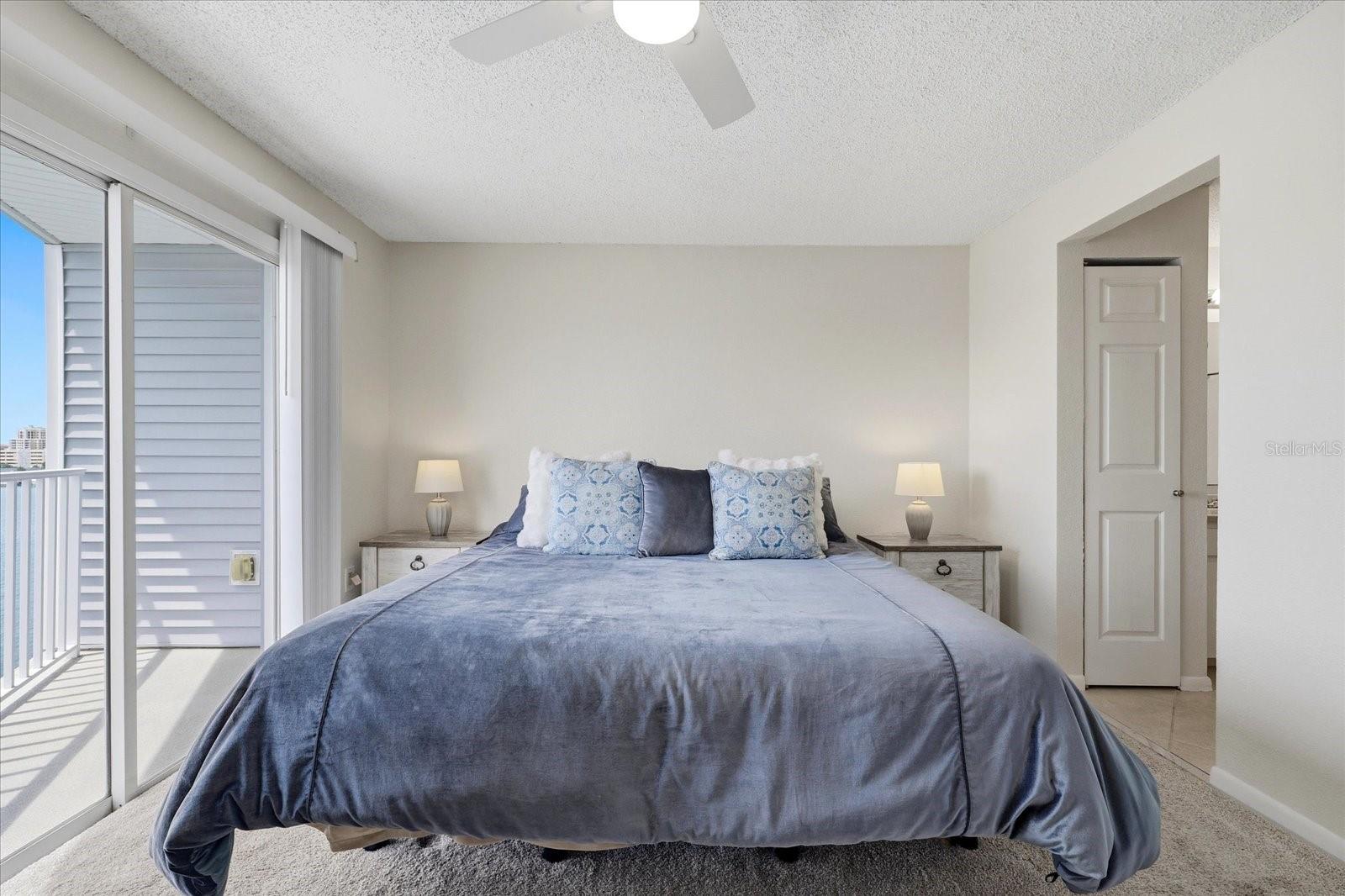 610 ISLAND WAY #607 — photo 15