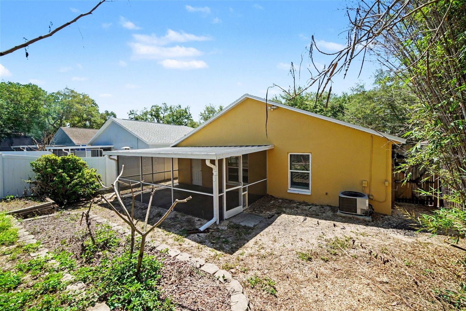 2424 CAMDEN OAKS PL — photo 23