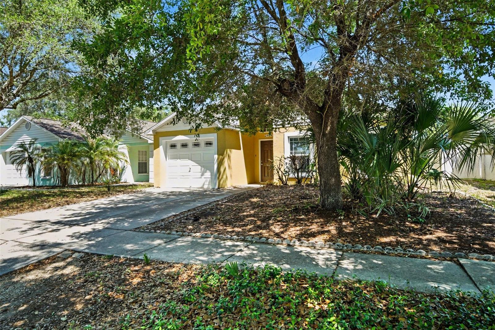 2424 CAMDEN OAKS PL — photo 4
